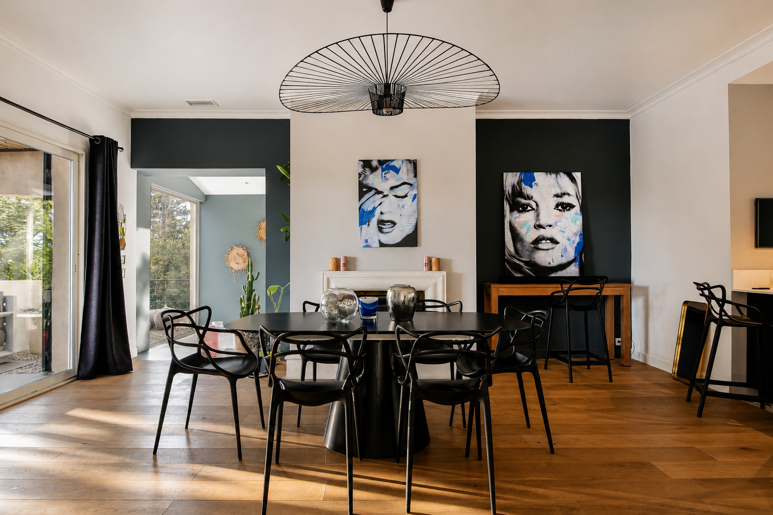 Salle à manger lumineuse — Villa des Lys, Aix-en-Provence